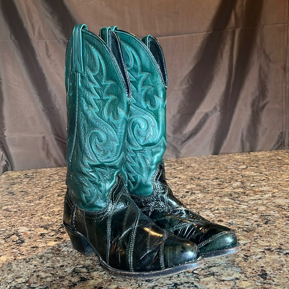 Vintage J Chisholm / emerald green and black cowboy boots